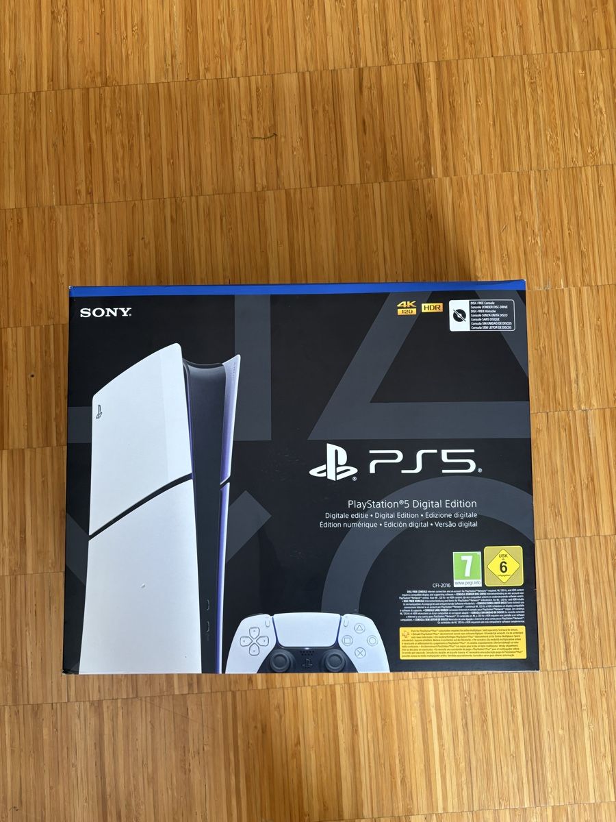 Sony Console: PlayStation 5 Digital Edition - 1 TB  – Usato da St. Gallen venduto da Supernova81 7