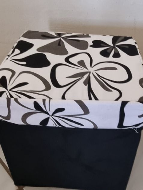 Sgabelli: Hocker mit Stauraum neu – Nuovo e nell'imballaggio originale da geroldswil venduto da Gumball1 1