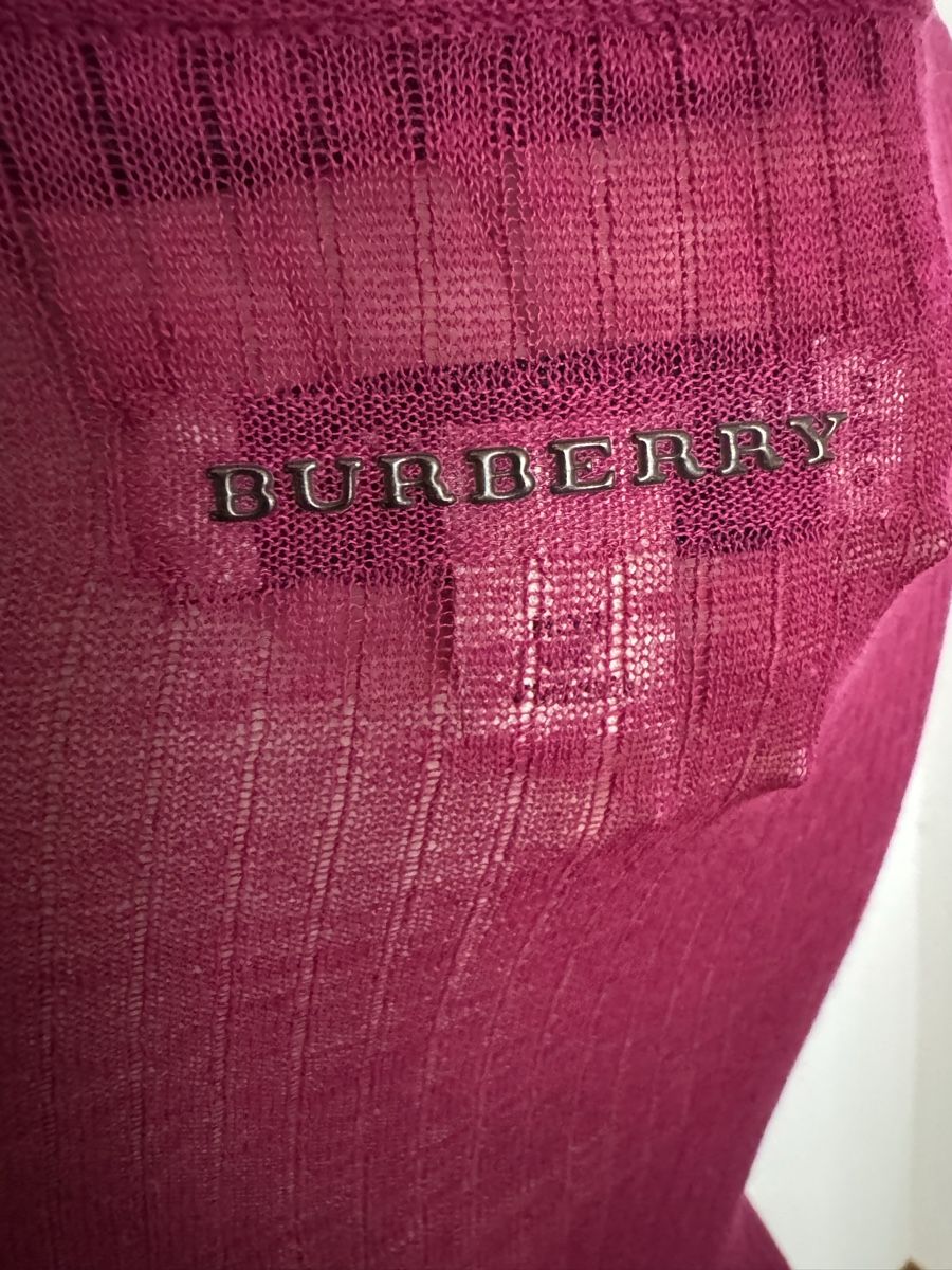 Burberry Pullover & Sweatshirts: Burberry pull froncé, Taille XS, framboise – Gebraucht aus Morges von sandy069 2