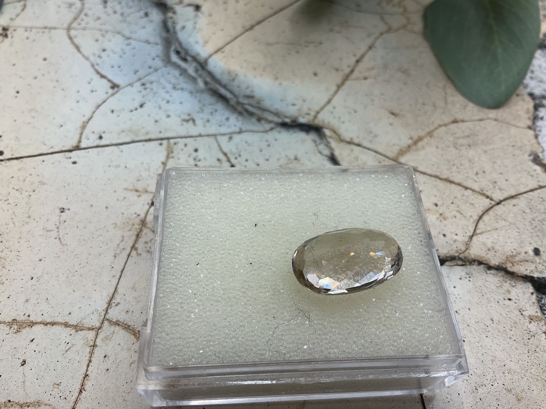 Pietre preziose: Imperial Topas, zertifiziert, 11.44 ct – Usato da luzern venduto da Alpendorf1 2
