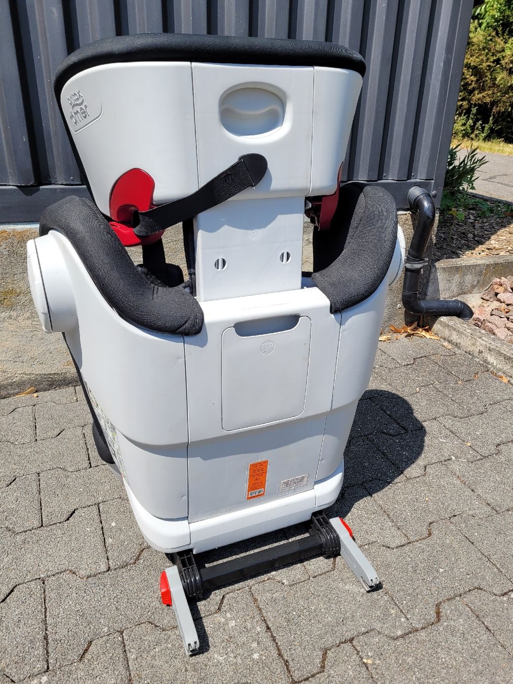 Britax Römer Seggiolini per auto: Britax Römer Kidfix II XP Sict, Autokindersitz – Usato da Gontenschwil venduto da manolis88 3