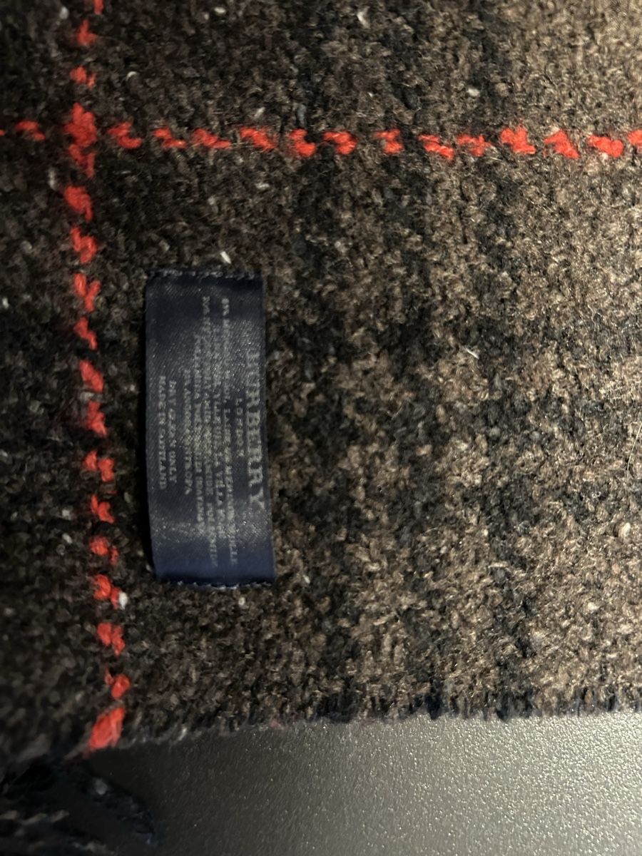 Burberry Foulard & Sciarpe: Écharpe Burberry brun foncé – Nuovo (secondo la descrizione) da Pully venduto da rosipa 4