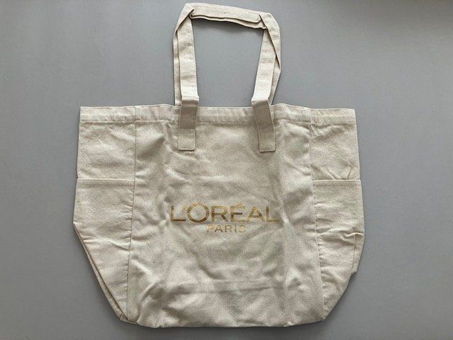 Sac De Ville Ou Plage LA PERLA IO - Couleur Or, PVC, Taille Moyenne, Neuf Avec étiquettes