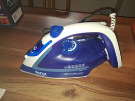 Tefal Easygliss Plus Bügeleisen Kauf 30.09.2026