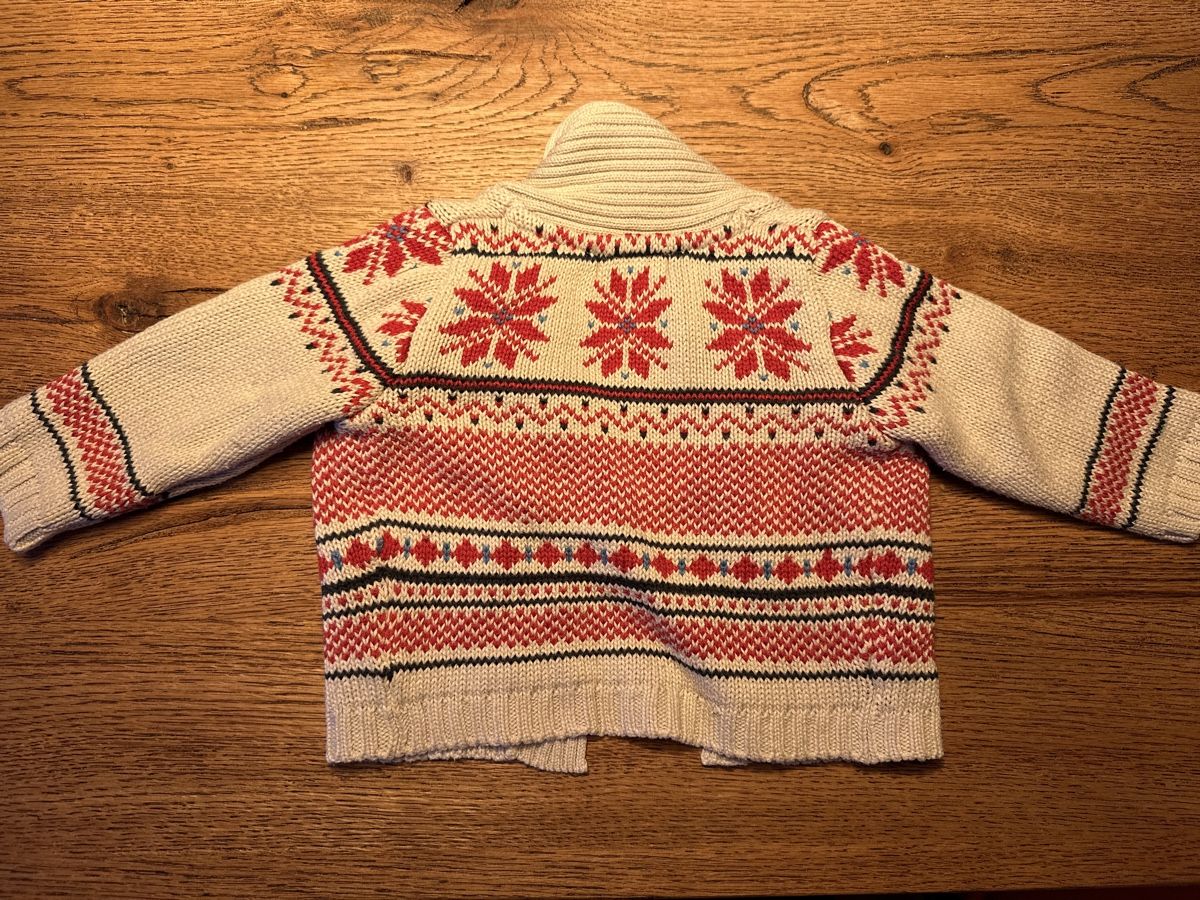 Maglioni & Felpe: Pulli 6 Monate – Usato da Zürich venduto da chemostat 1