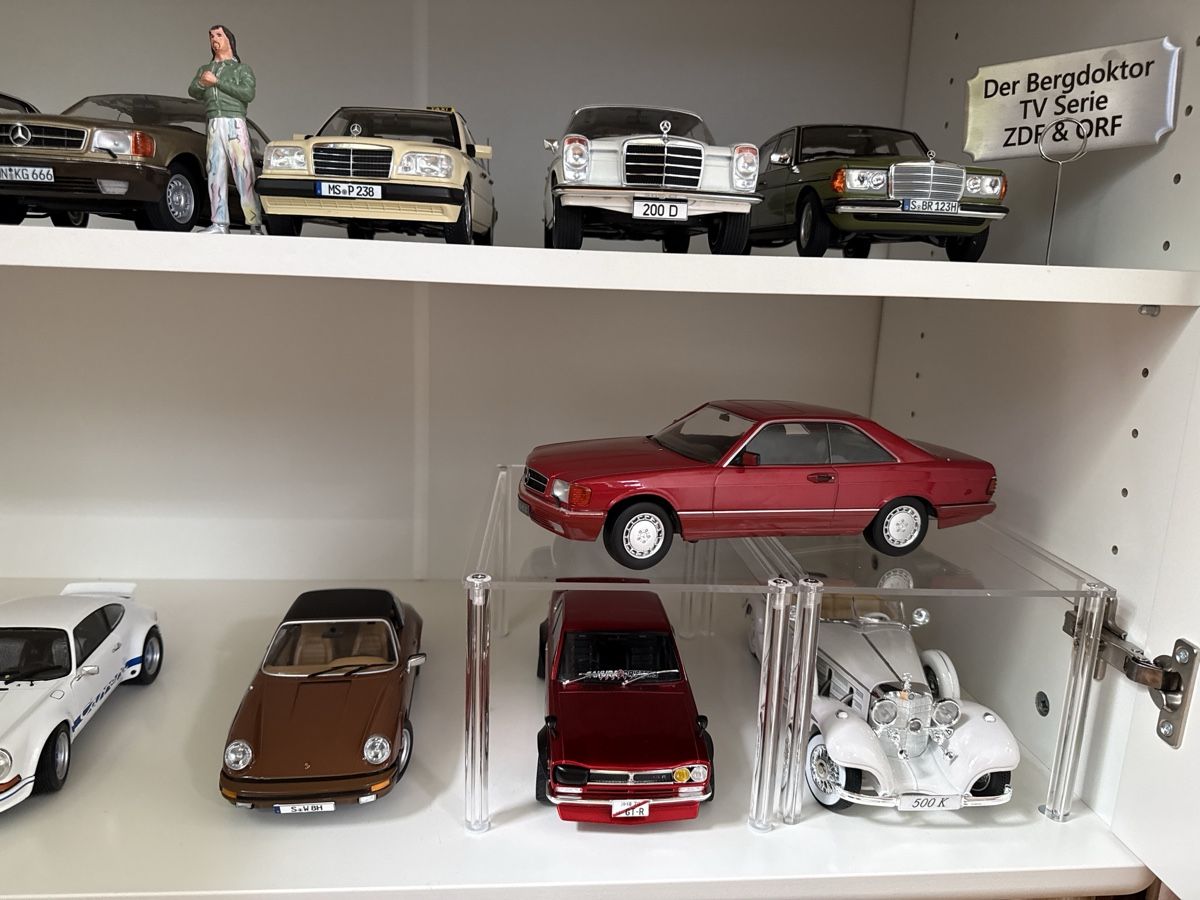 Mercedes-Benz Modellautos: Mercedes-Benz 560 SEC 1:18 – Neu (gemäss Beschreibung) aus Basel von Zomeg 6