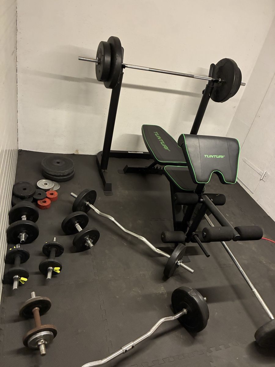Poids & Haltères: Homegym Set – D'occasion à Menznau par dar_w9yg