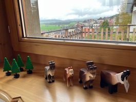 4 animaux de la forêt Trauffer + arbres + 1 vache -  NEUFS