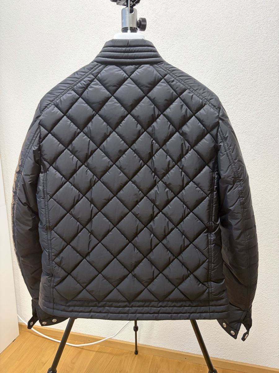 Moncler Giacche: Moncler Vulpie short down jacket  Size 3  Color : black – Nuovo e nell'imballaggio originale da Zermatt venduto da add_c7sr 2