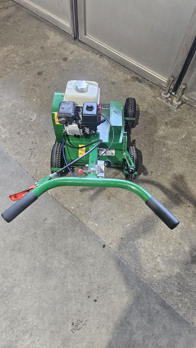 Bodenbearbeitungsgeräte: Scarificateur  – Gebraucht aus Courrendlin von MouttetMachines 3