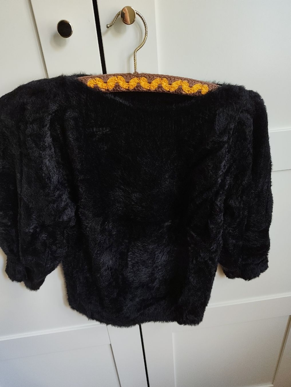 Mango Pullover & Sweatshirts: Pullover von Mango in Pelzoptik Gr. S – Neu (gemäss Beschreibung) aus Bremgarten AG von van_h5yh