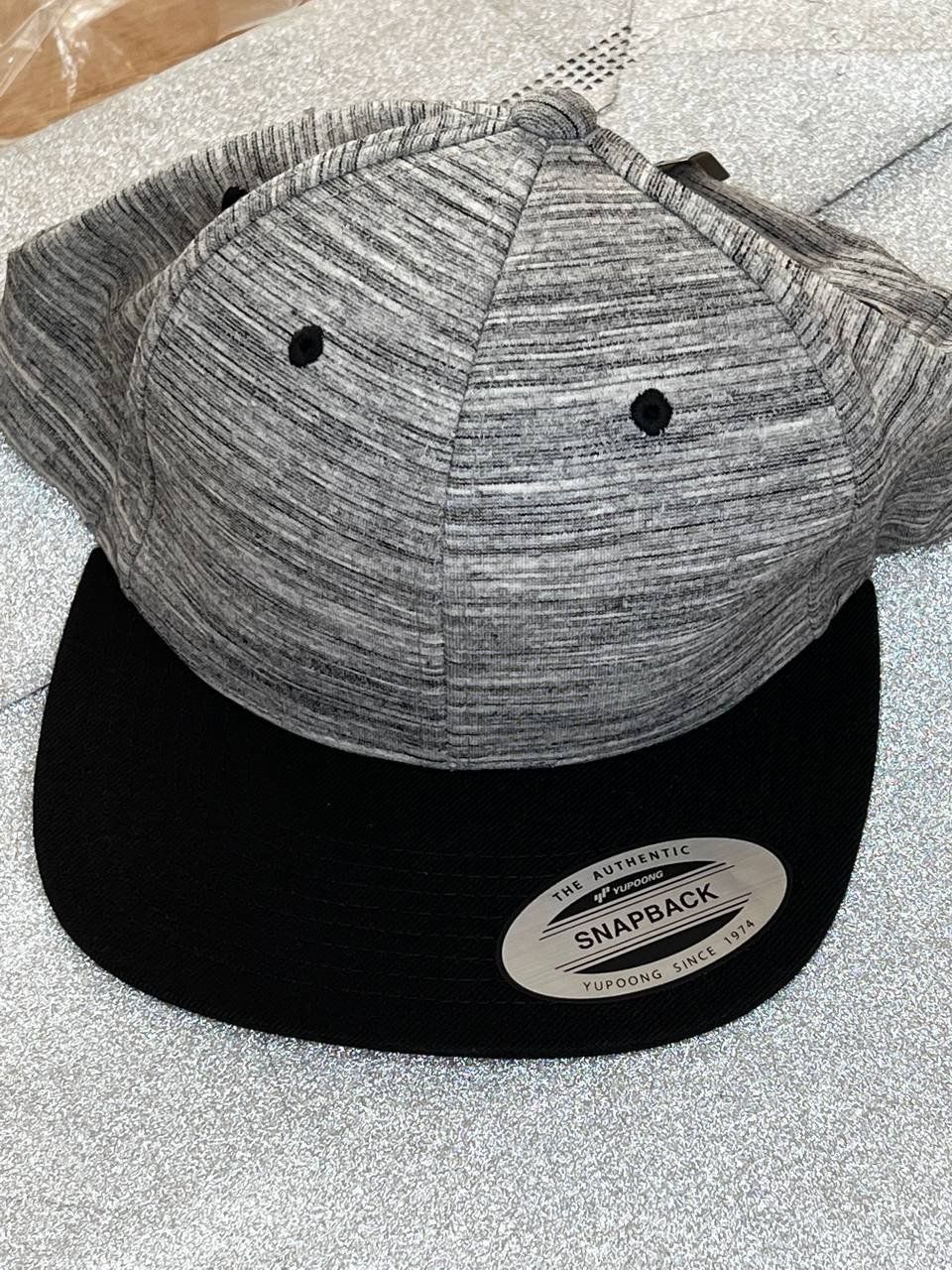 Hüte, Mützen & Caps: the authentic snapback – Neu und originalverpackt aus Riehen von ann_76jw 1