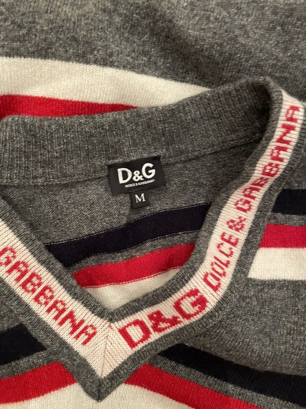 Dolce & Gabbana Maglioni & Felpe: Dolce & Gabbana Pullover Kaschmir Gr. M, NEU – Nuovo e nell'imballaggio originale da Kreuzlingen venduto da shopaholicatheart_2
