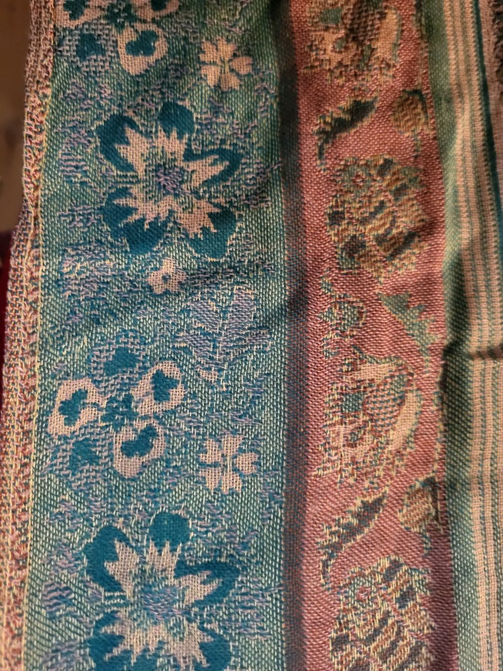 Foulards & écharpes: Vielfarbiger Baumwollschal mit Fransen – D'occasion à Guggisberg par Aegertenlehn 5