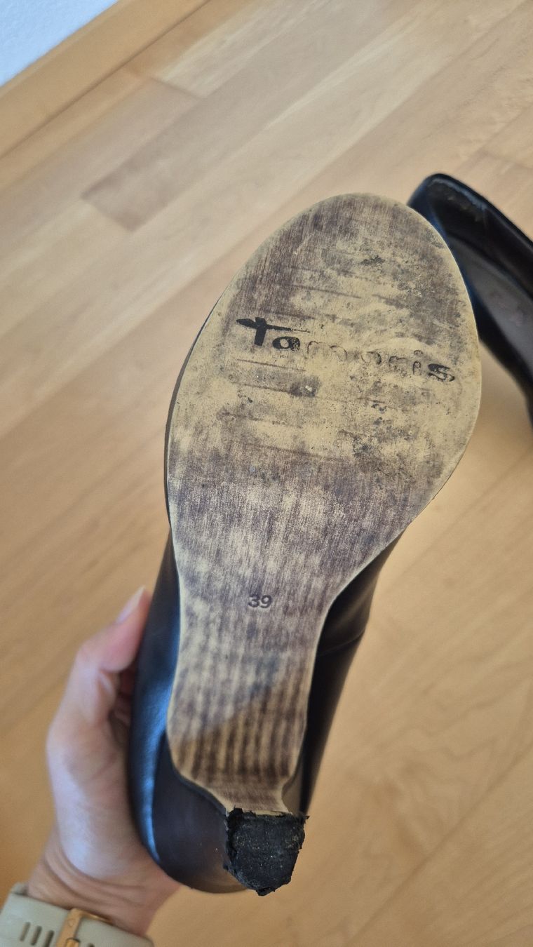 Tamaris Damenschuhe: Tamaris schwarze Pumps  – Gebraucht aus Winterthur von vss_h665 3