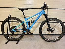 Mountainbike Fully CUBE Sting Pro