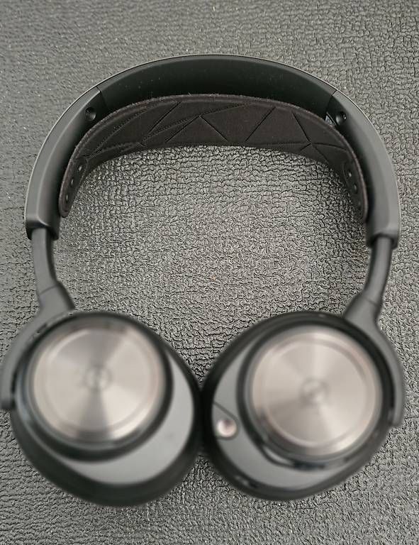 Steelseries Cuffie: SteelSeries Arctis Nova Pro Wireless – Nuovo (secondo la descrizione) da Urtenen-Schönbühl venduto da vok_qw7w