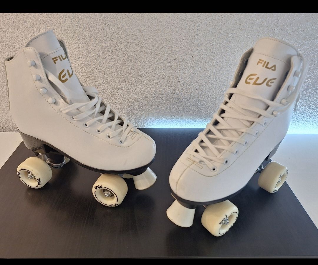 Fila Patins à roul. & inline: Fila Rollschuh weiss Damengrösse 39 – D'occasion à Horw par lee_mml6