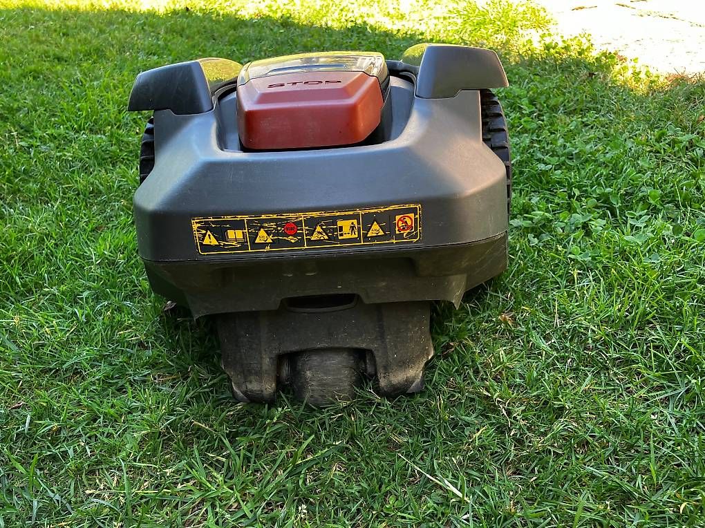 Tondeuses à gazon: Mähroboter Husqvarna Automower 105 – D'occasion à Nürensdorf par rol_kg7r 3