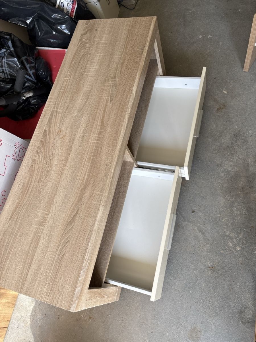 Ikea Mobili TV: TV-Möbel aus Holz – Usato da Gretzenbach venduto da vjo_5njp 2