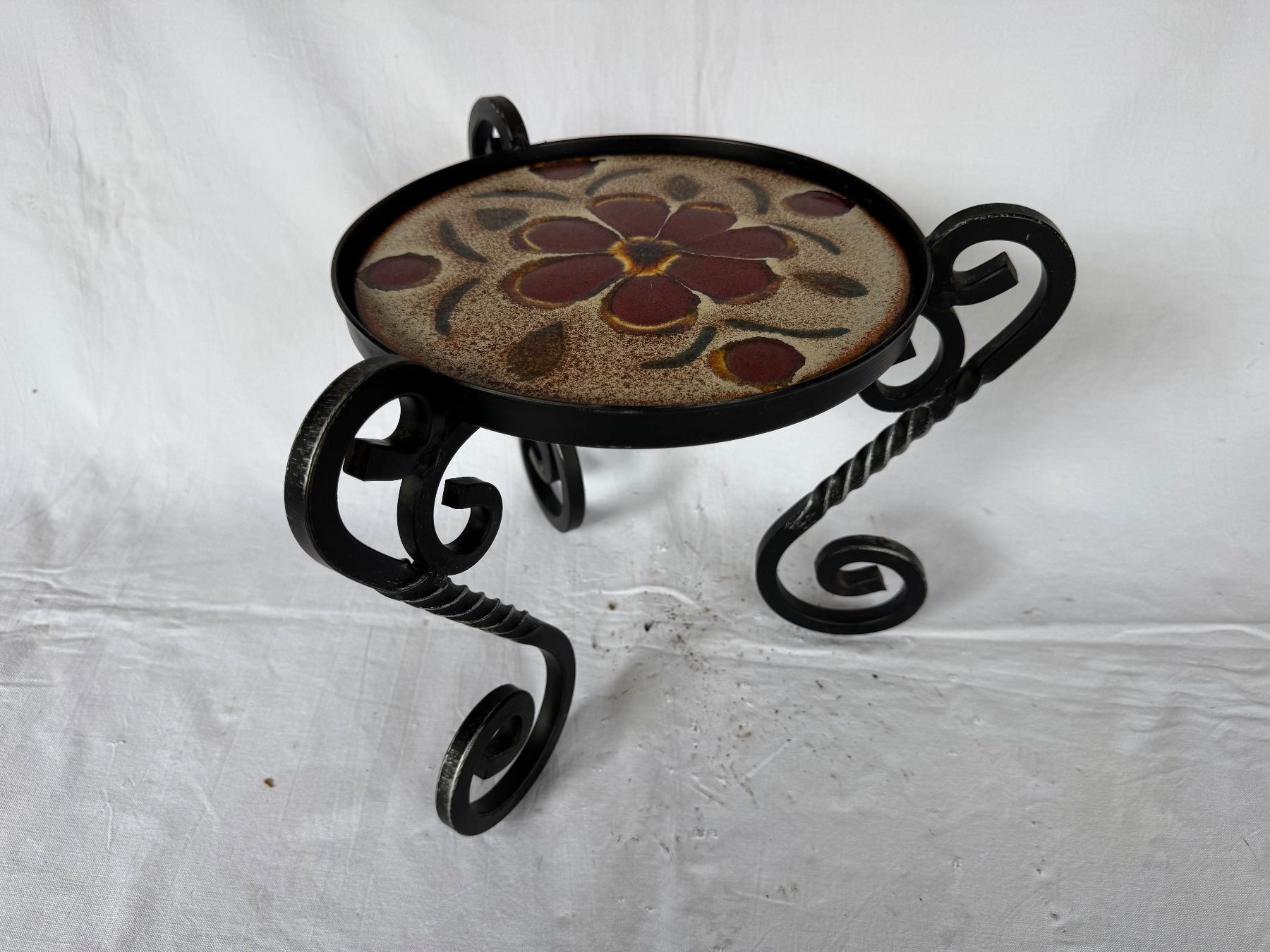 Hocker: Tabouret plante  Blumenhocker  Pflanzenhocker – Gebraucht aus GRAND - LANCY von petitpain67 2