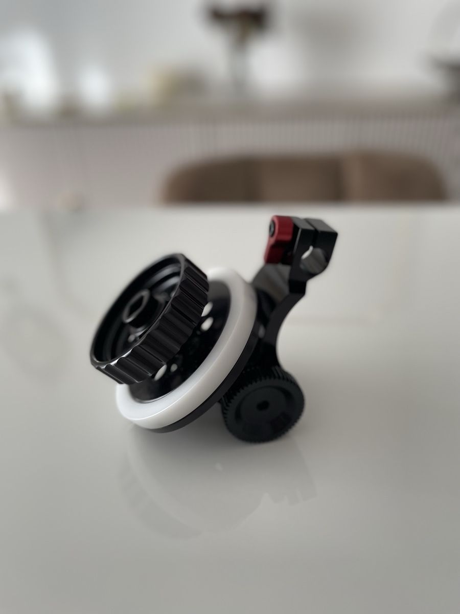 Supporti a parete: Follow Focus Lourd et Smooth pour camera – Nuovo (secondo la descrizione) da Bottens venduto da 2Lens 2