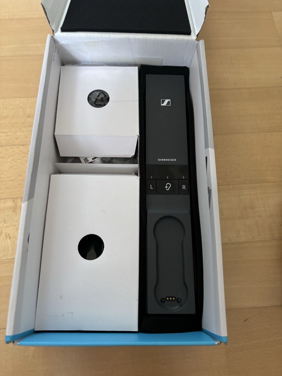Sennheiser Cuffie: TV-Hörsystem (Set)52, Sennheiser Set 860 Digital Wireless da – Usato da Hergiswil NW venduto da annettelia 1