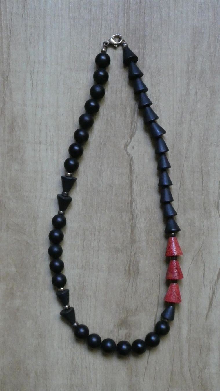 Onyx Catenine: Halskette Onyx matt schwarz Edelstein – Usato da Frauenfeld venduto da dhour 2