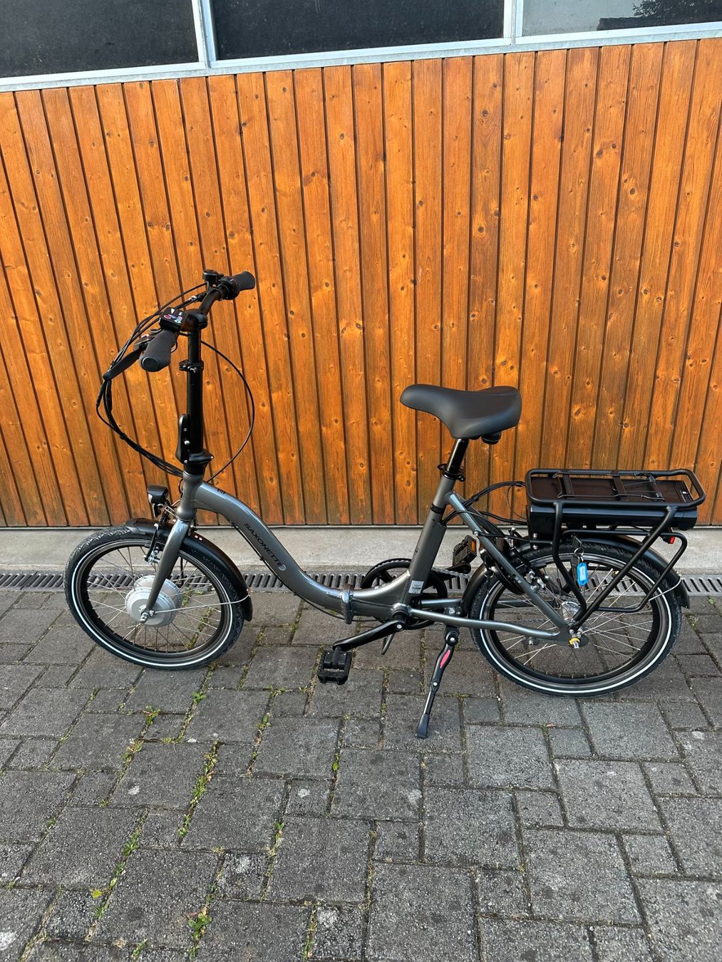 Biciclette: Saxonette Camper Mini Elektrovelo Fabrikneu – Nuovo (secondo la descrizione) da Uzwil venduto da Bambino2 1