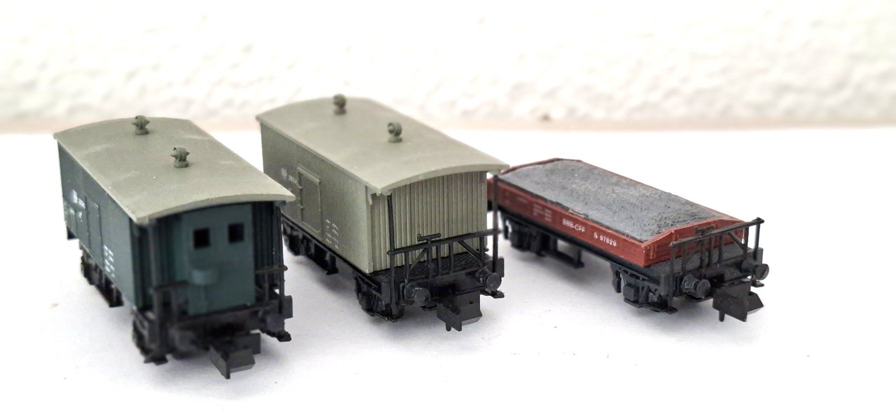 Modellini di ferrovie: 3 SBB Güterwagen vermutlich Swisstoys – Usato da Biberist venduto da Ntrains