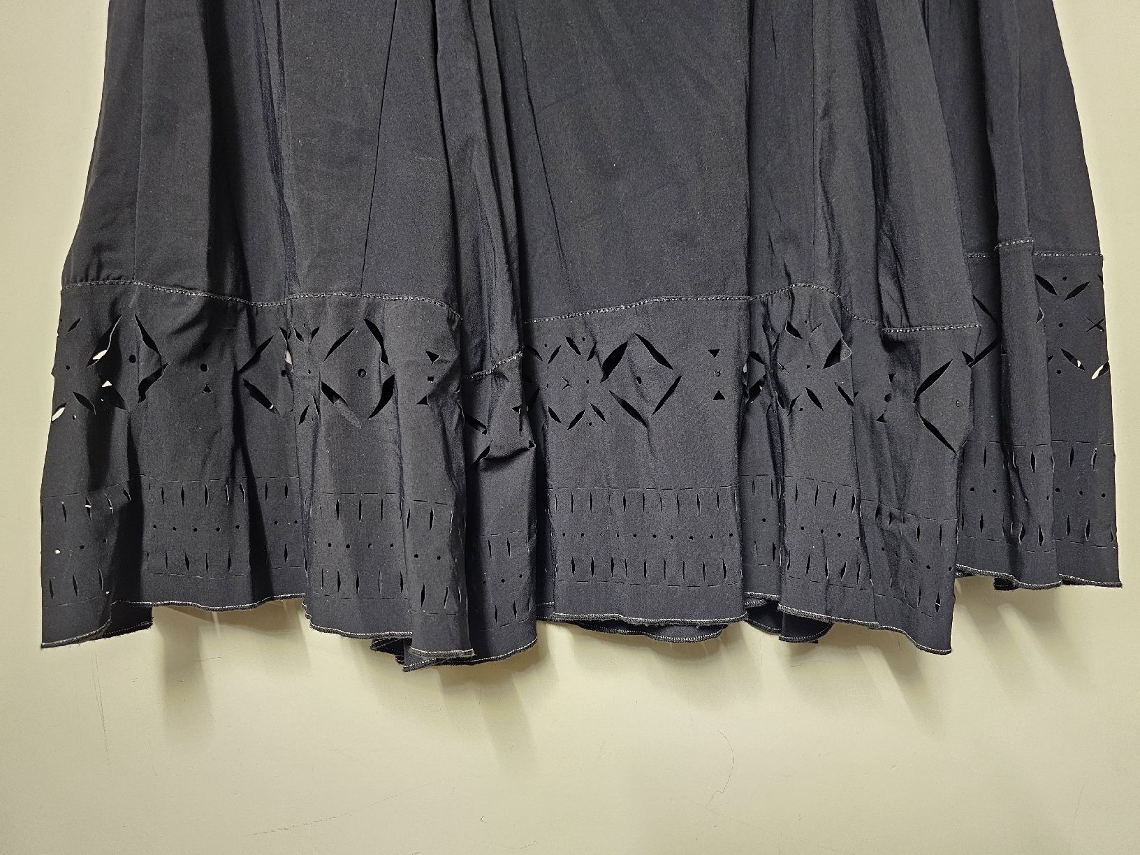 Röcke: Jupe Noire E-Bryde en lycra/Découpes ajourées/Chic/T:40 – Neu (gemäss Beschreibung) aus Basel von Paloma6261 2