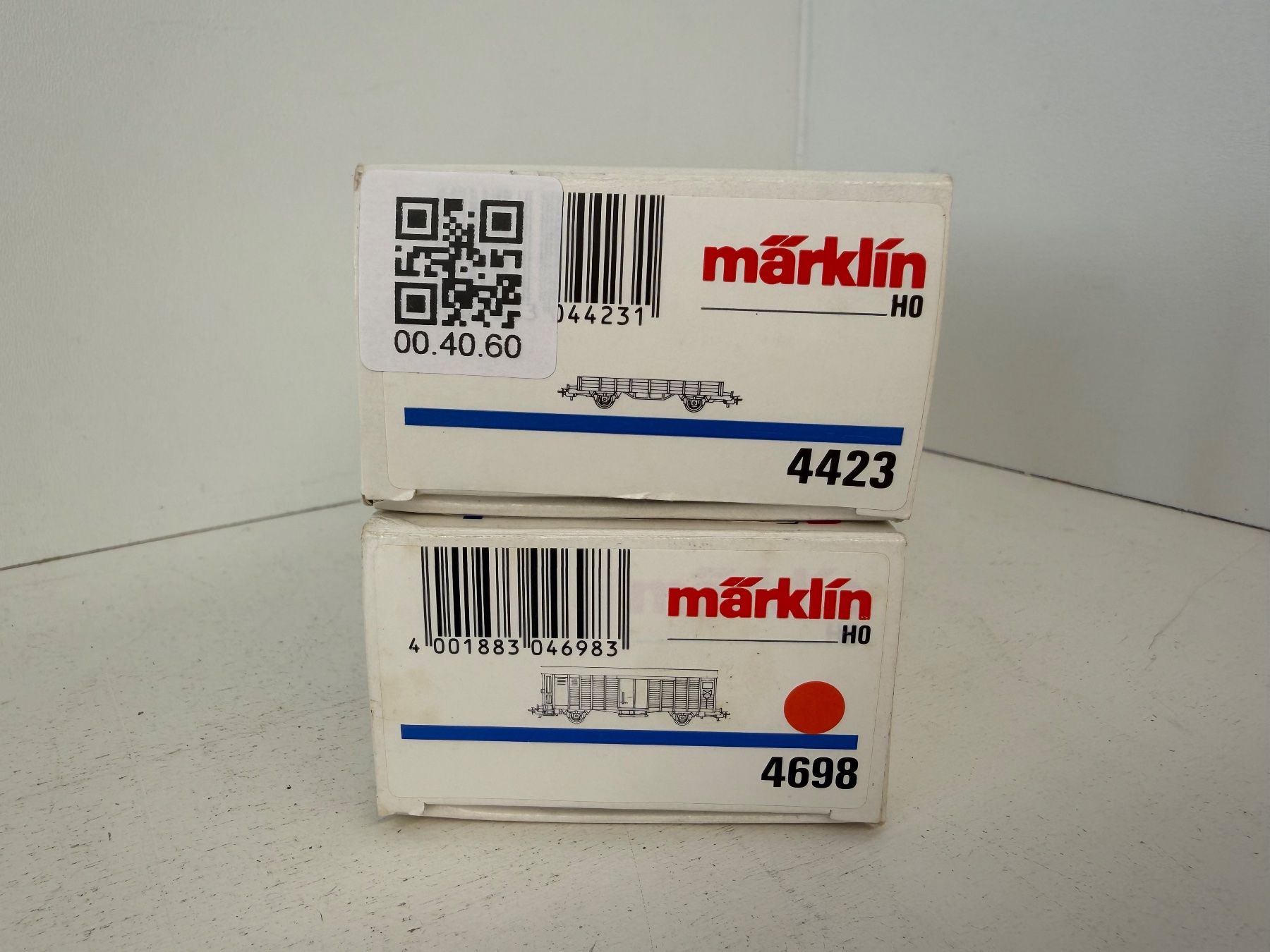Märklin Trains électriques: Märklin 4423 +  4698 Güterwagen 2er Set der DB – D'occasion à Büsserach par ModellbahnDepot 8
