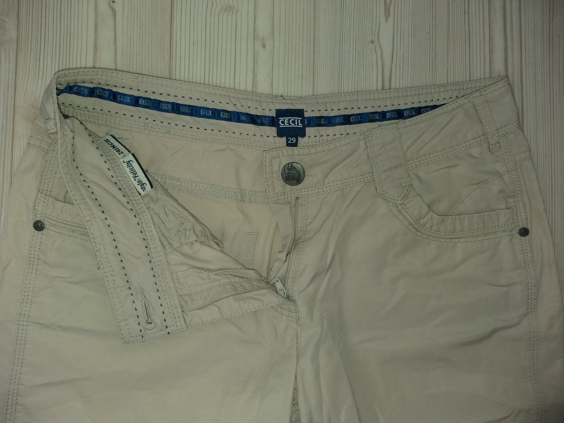 Cecil Hosen: Pantalon/Hose CECIL    Taille / Grosse W 29...... – Gebraucht aus Cossonay-ville von Super-Price-Quality 2