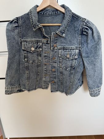 Kurze Jeansjacke
