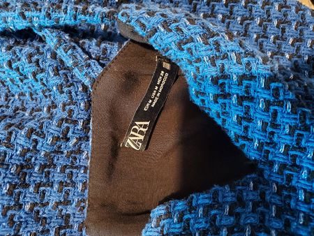 Mini robe Zara, taille M, bleue, en parfait état!