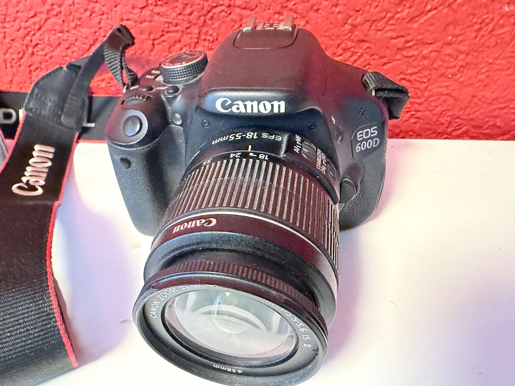 Canon Fotocamera: Digitalkamera Canon EOS 600D mit Objektiv 18-55mm – Usato da Zäziwil venduto da Emlea 7