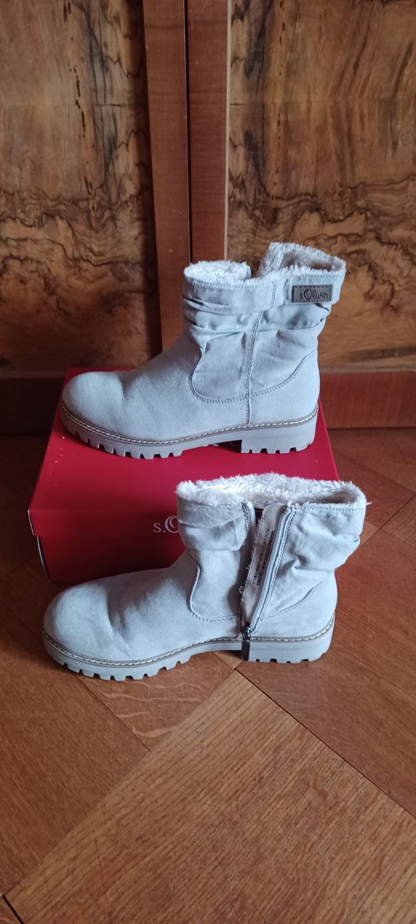 S.Oliver Scarpe da donna: Winterboots von S. Oliver – Usato da Menziken venduto da Nikkimcanton 1