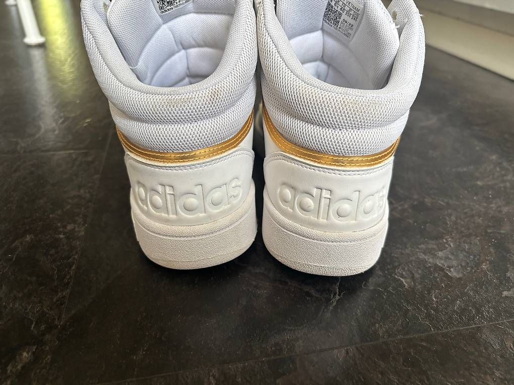 Adidas Herrenschuhe: Adidas Hoops 3.0 Mid gr.40 – Gebraucht aus Zürich von majkut 3