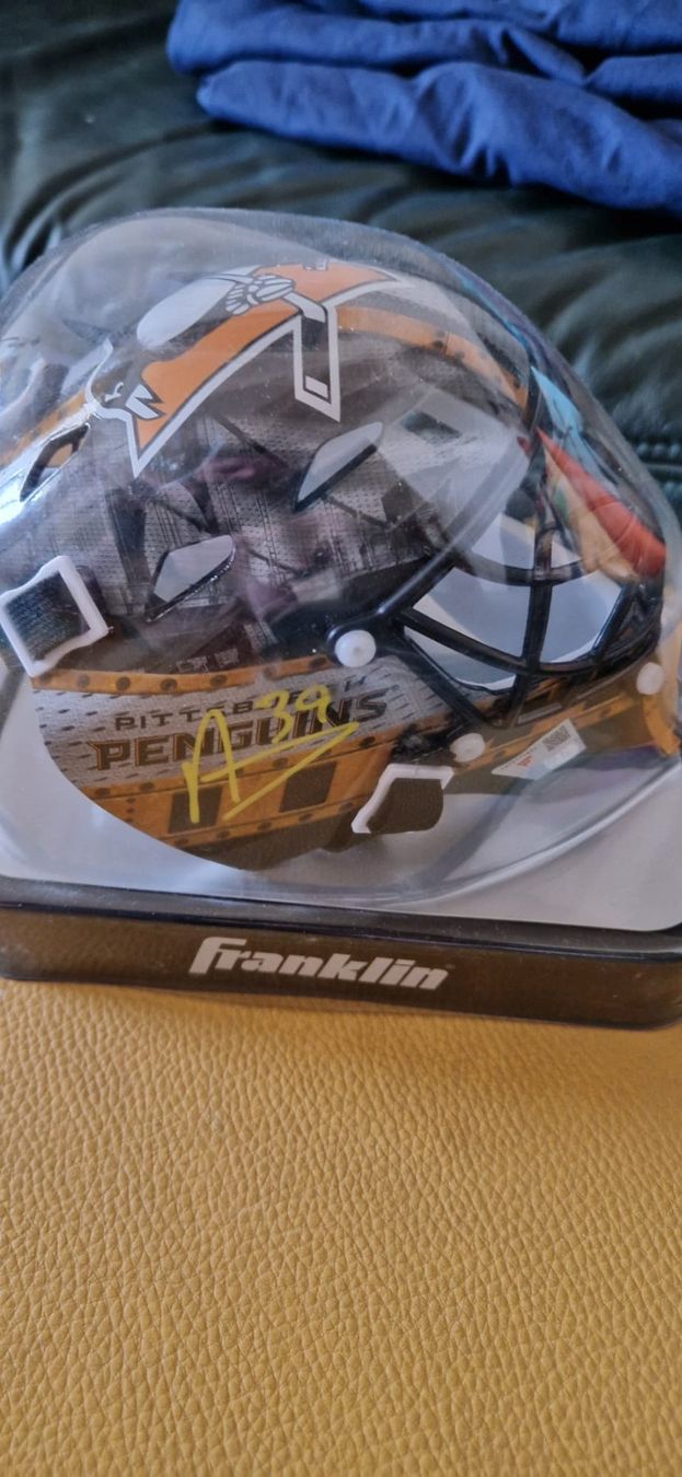 Dipinti: Mini helmet NHL signé par NEDELJKOVIC – Nuovo e nell'imballaggio originale da Lutry venduto da SwissBBCards