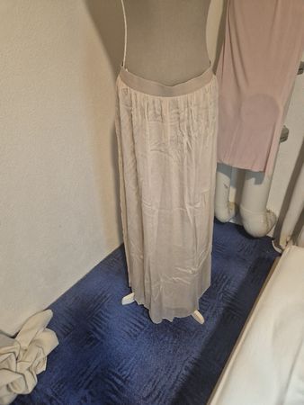 Langer Rock 100 Prozent Seide beige elastischer Bund