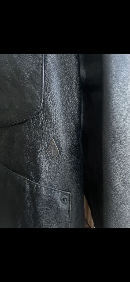 Volcom Giacche: Volcom Lederjacke schwarz mit buntem Innenfutter Grösse M – Nuovo e nell'imballaggio originale da Pontresina venduto da MiRi-2016 1