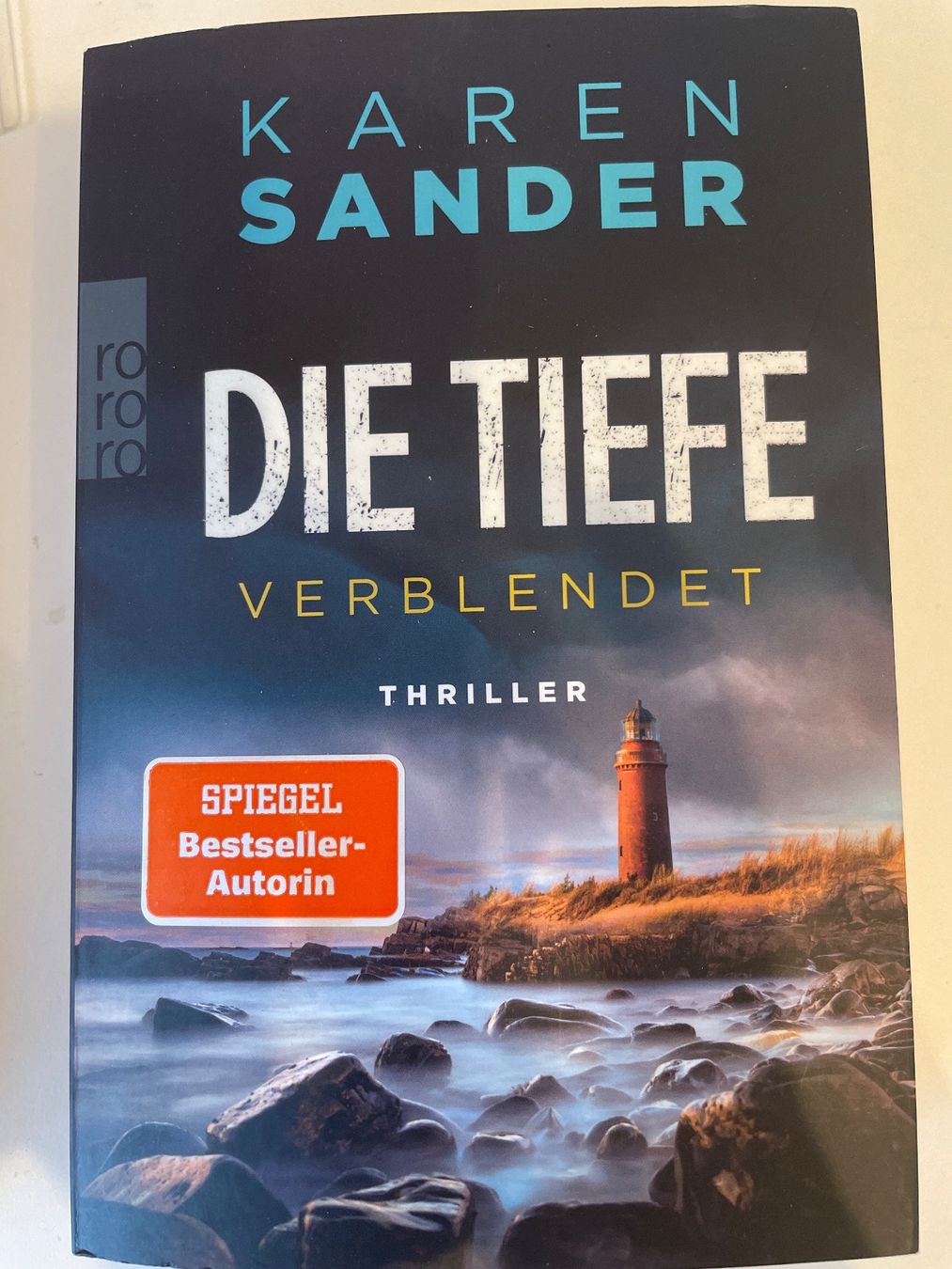 Livres: Karen Sander - Die Tiefe - Verblendet – D'occasion à Ins par annsophie01