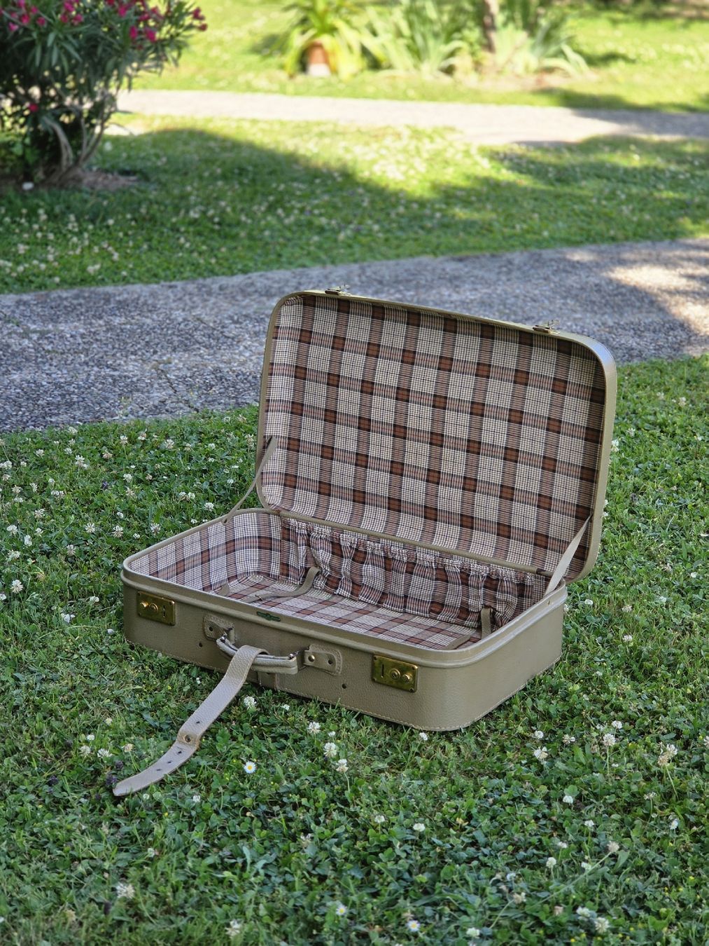 Truhen: Très belle malle vintage – Gebraucht aus Mont-sur-Rolle von Jolie_brocante 3