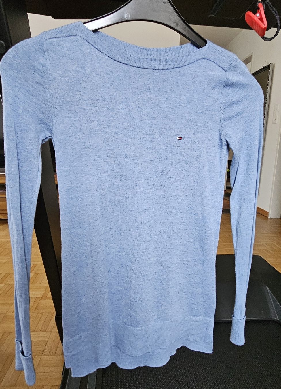 Tommy Hilfiger Pullover & Sweatshirts: Tommy Hilfiger Pullover, Hellblau, Gr. XXS Top Zustand! – Gebraucht aus Embrach von georgiana 1