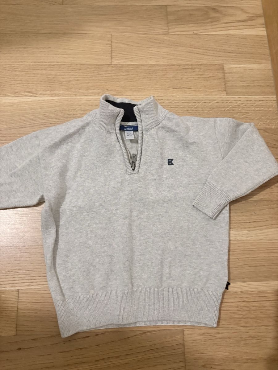 Okaidi Pullover & Sweatshirts: Okaidi Pullover hellgrau Grösse 98cm guter Zustand – Neu (gemäss Beschreibung) aus Meyrin von yej_w8lz 2