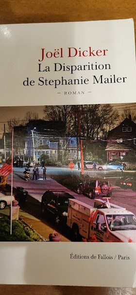 Libri: La disparition de Stéphanie Mailer de Joël Dicker – Usato da Bernex venduto da san_8swp