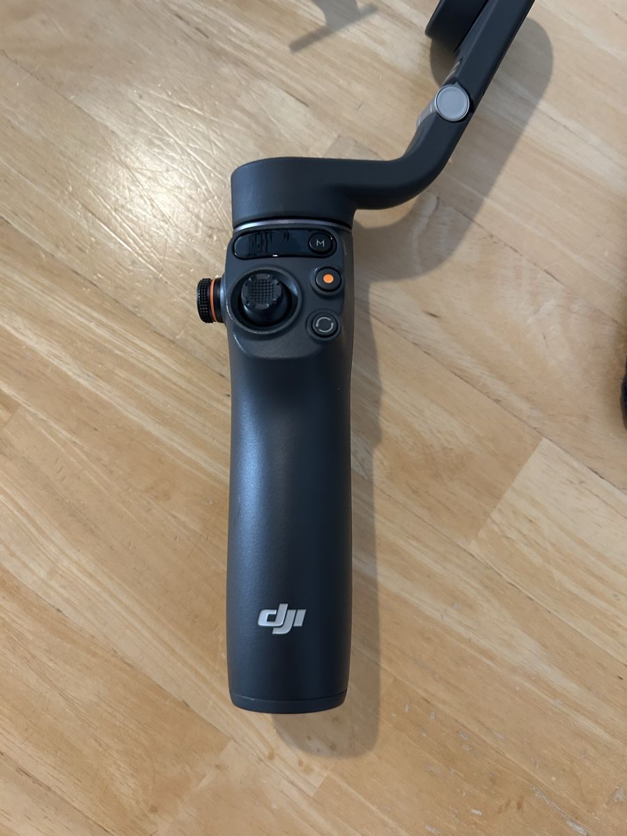 DJI Action Cam: DJI Osmo Mobile 3 Gimbal – Usato da Meiringen venduto da cor_lz6y 1