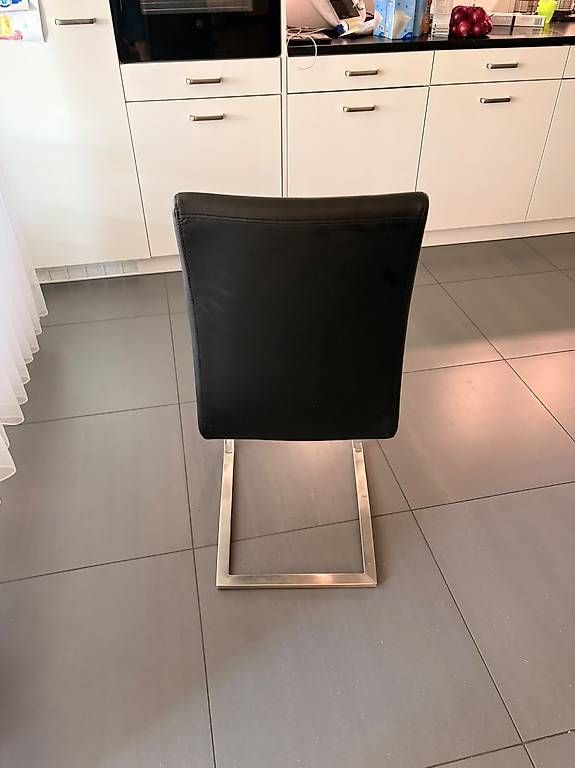 Sedie: 4 neuwertige Lederstühle / Esszimmer  – Usato da Inwil venduto da mir_q8gf 2