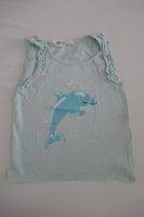 Wenig getragenes schmuckes Träger-T-Shirt Delfin, Gr. 98/104