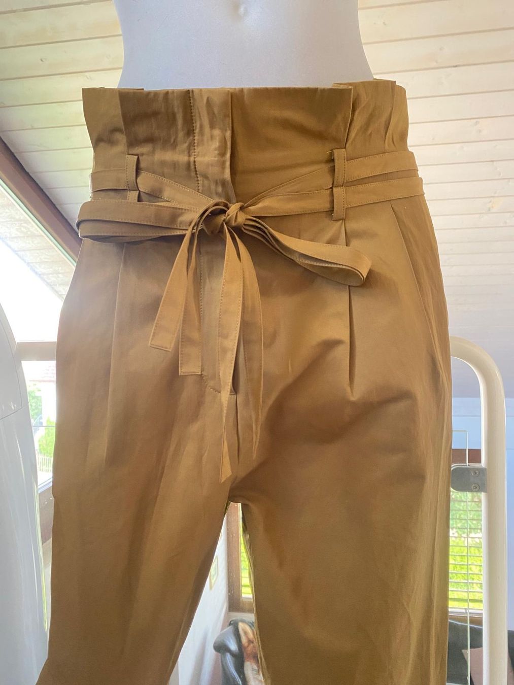 Cos Pantaloni: Hose von COS – Usato da Neuhausen venduto da Lechasseur 3